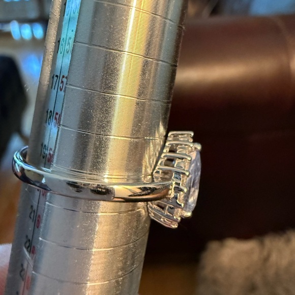 Sterling Silver and Blue Teardrop Ring - Picture 7 of 8